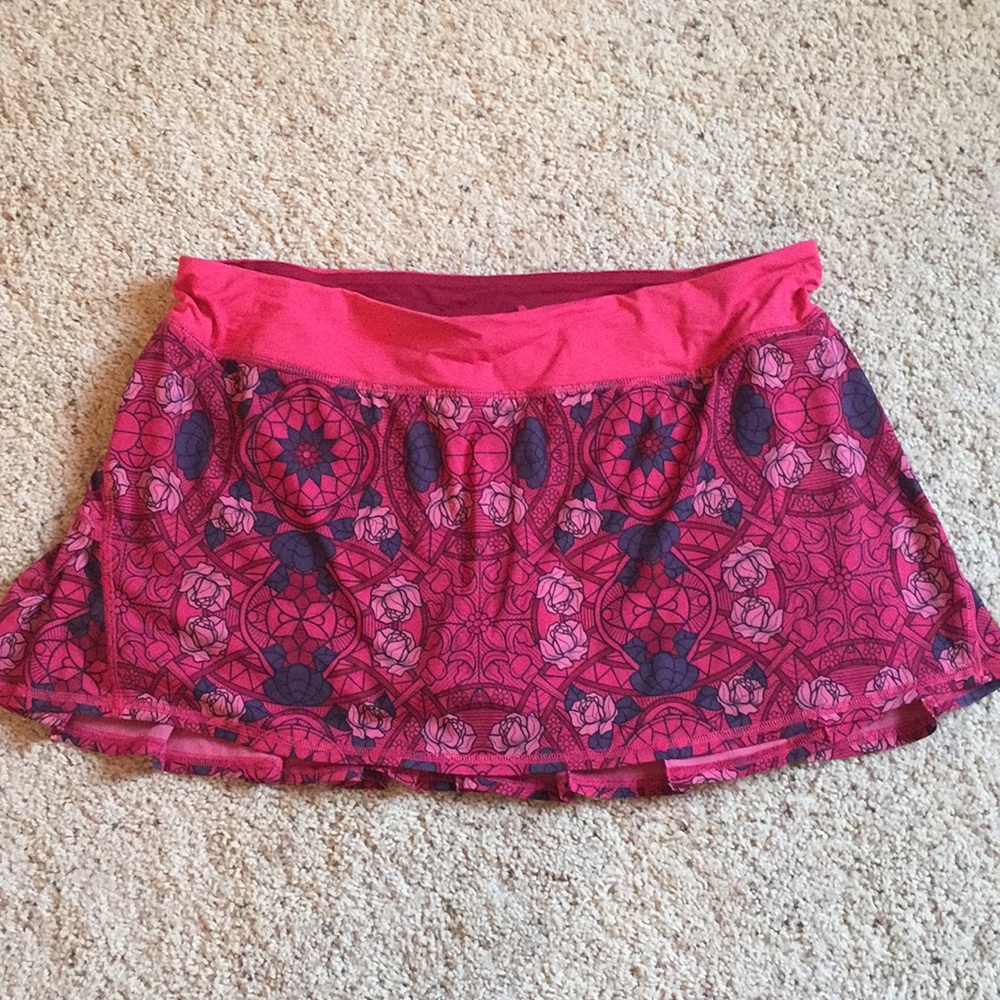 {Lululemon} Skirt Size 12